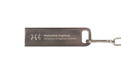 USB-Stick 16GB mit praktischem Schlüsselring der Hochschule Augsburg